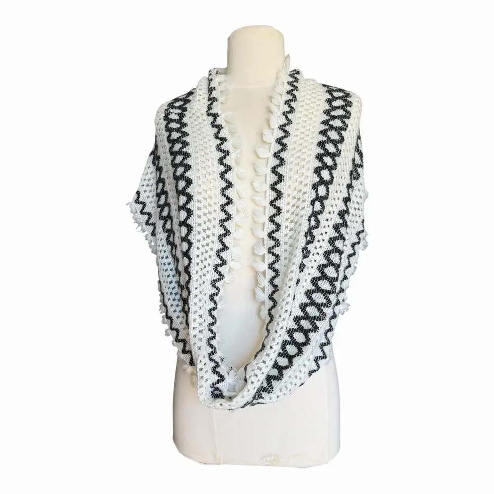 Handmade Black White Gray Crochet Infinity Scarf Zigzag Wave Pattern Fringe Cowl